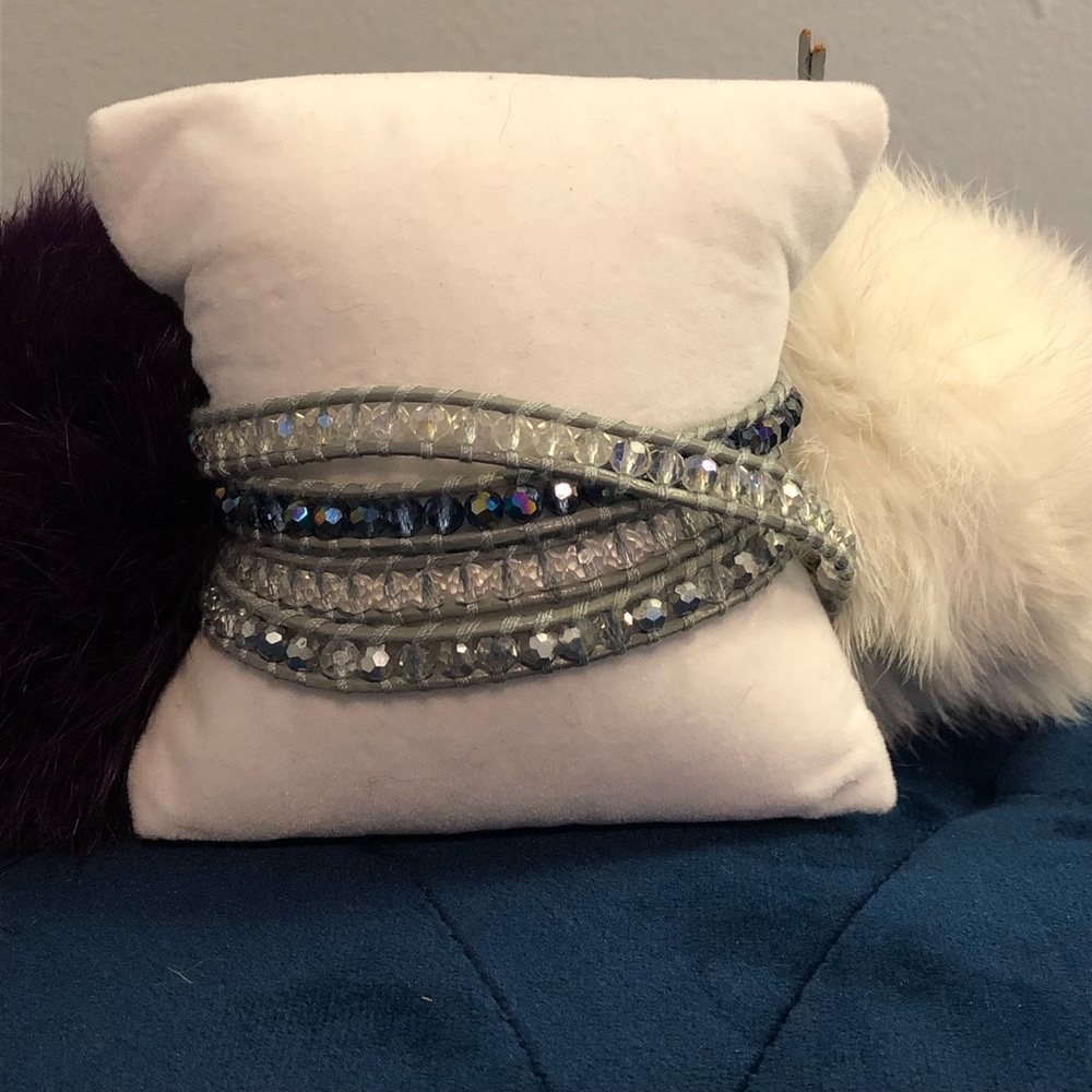 Swarovski leather wrap bracelet!! Very sparkly!!